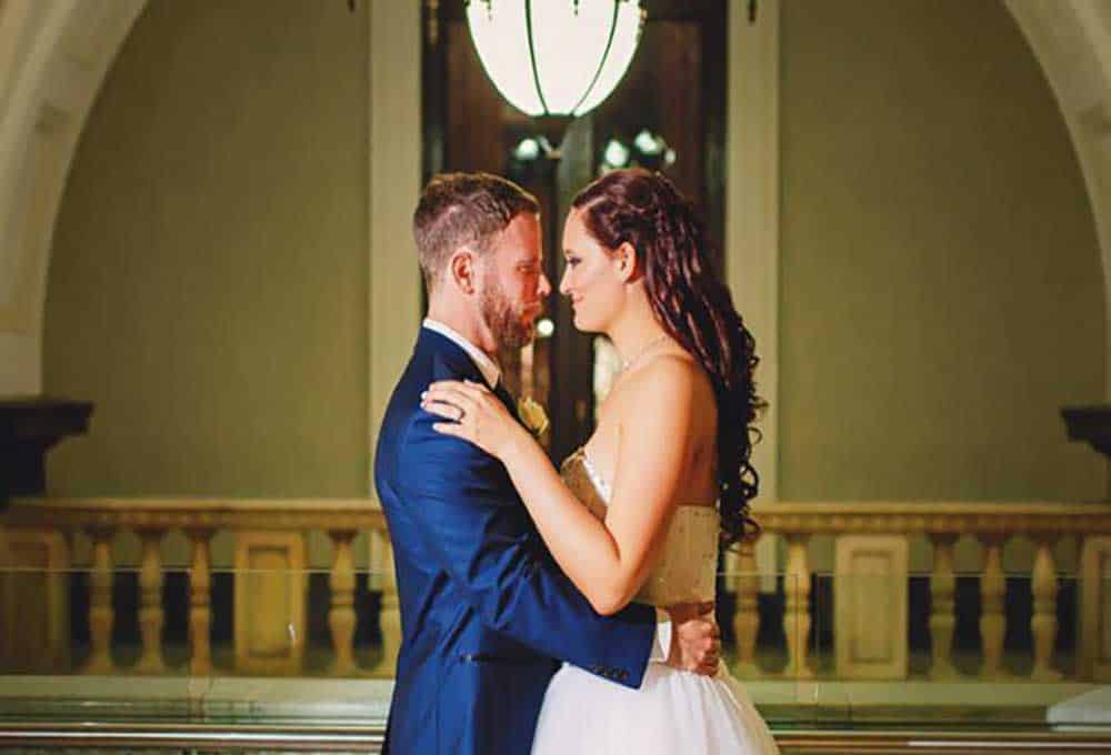 Bride and groom at Epicure Brisbane City Hall
