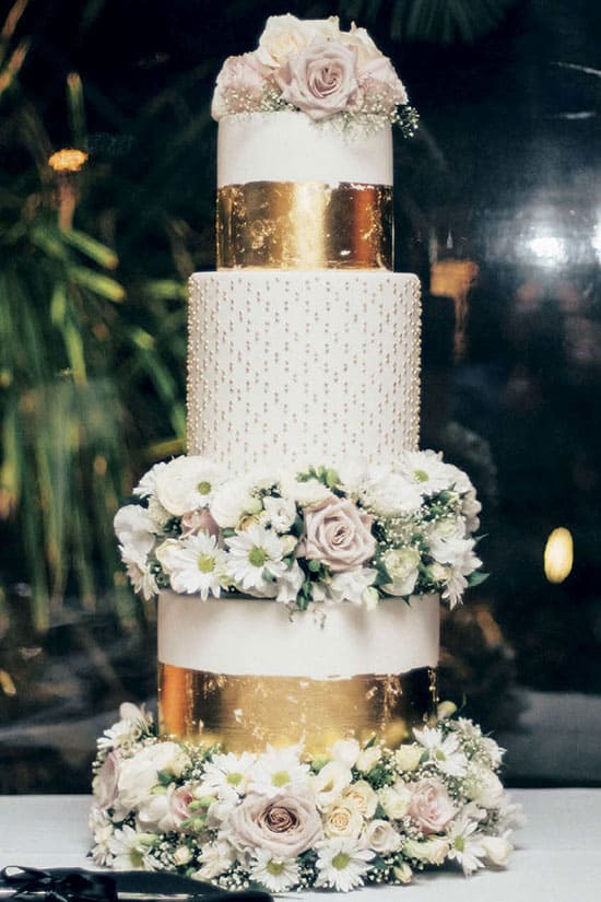 white and gold metallic wedding cake